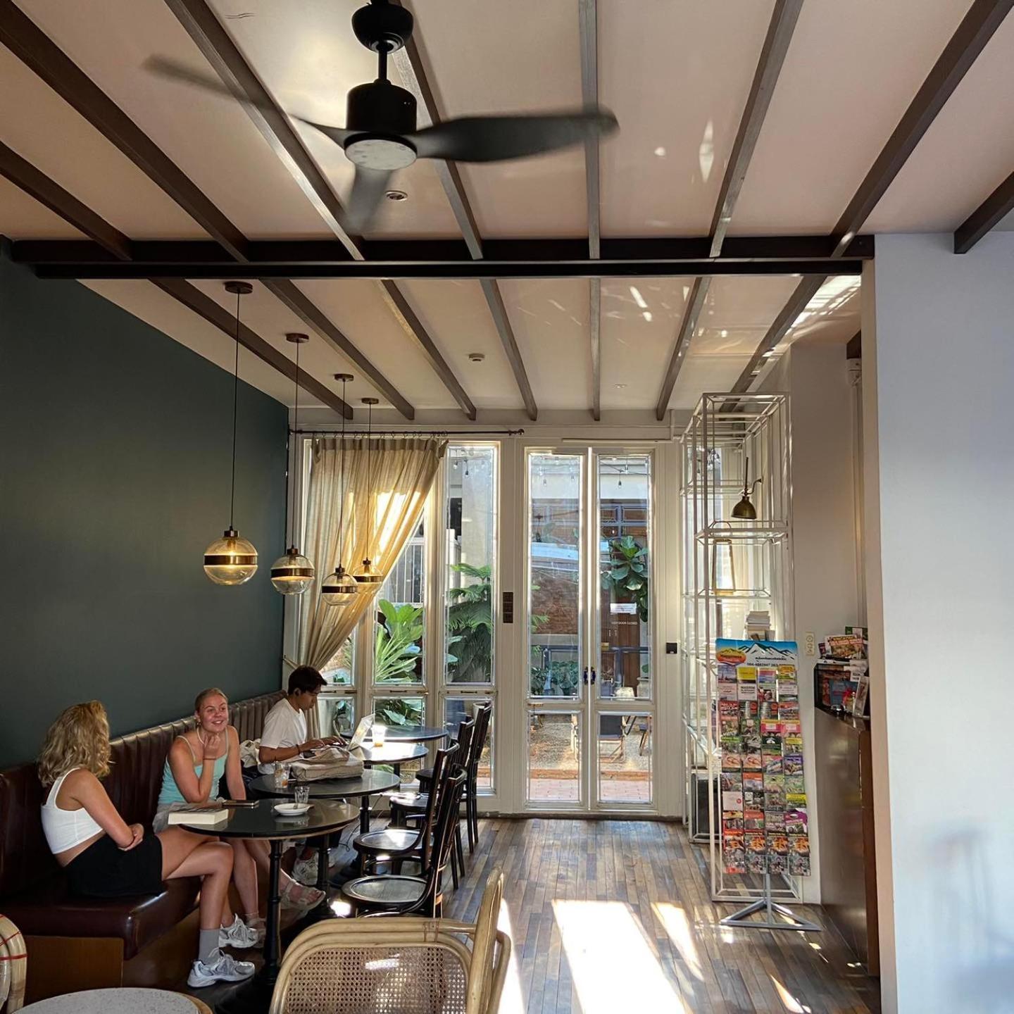 Khunluang Hostel (Adults Only) Chiang Mai Zewnętrze zdjęcie