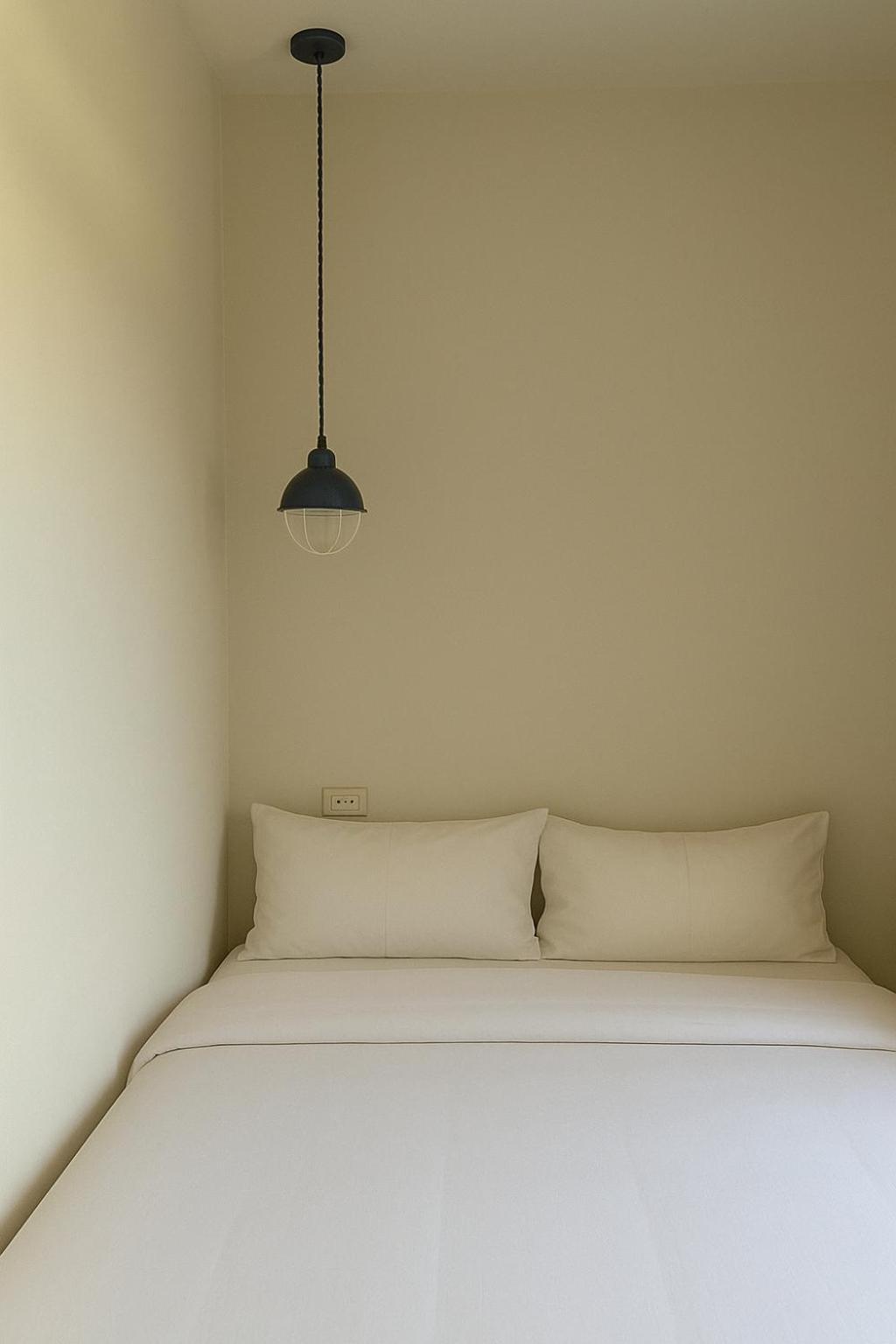 Khunluang Hostel (Adults Only) Chiang Mai Zewnętrze zdjęcie