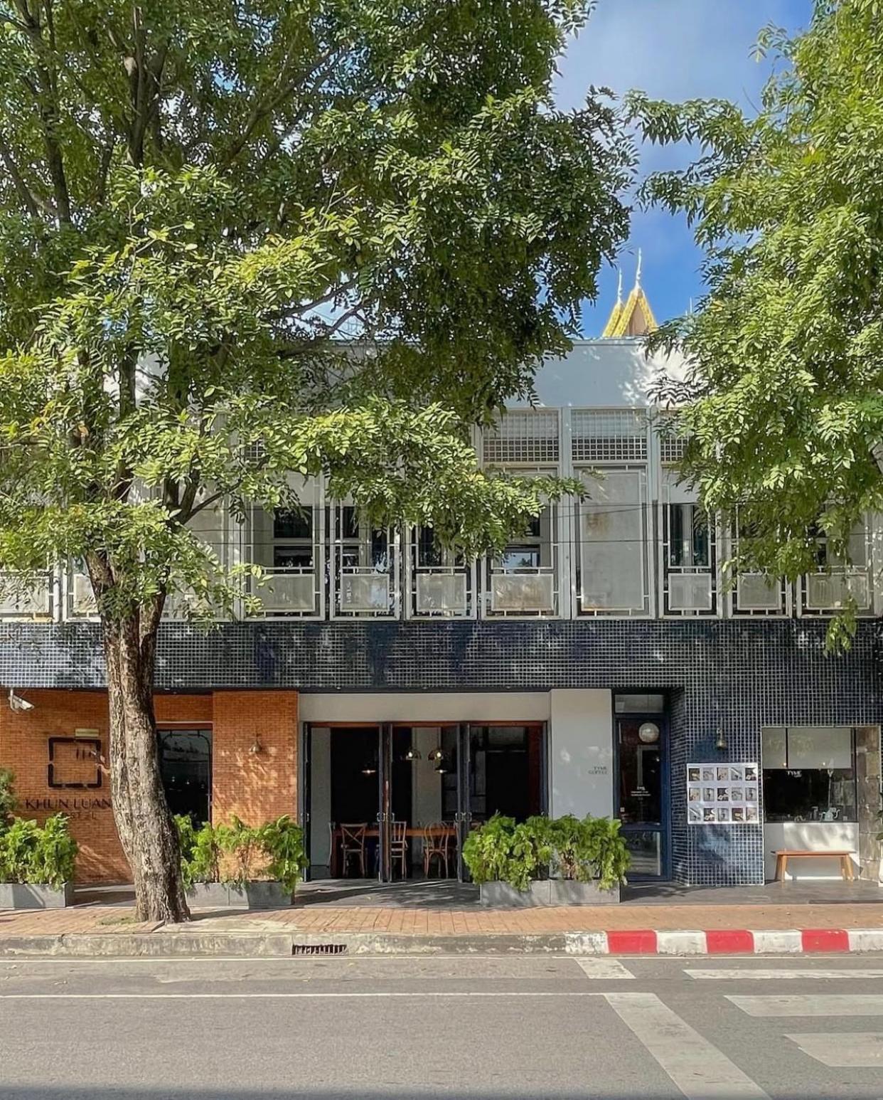 Khunluang Hostel (Adults Only) Chiang Mai Zewnętrze zdjęcie